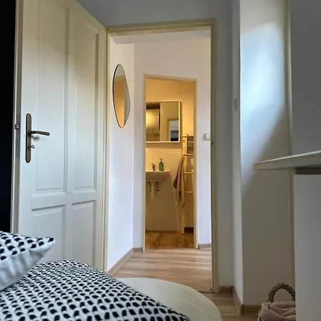 Lägenhet Ve Dvore